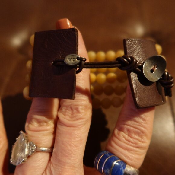 $195 Chan Luu 5 row yellow jade bracelet brown leather - Picture 12 of 16